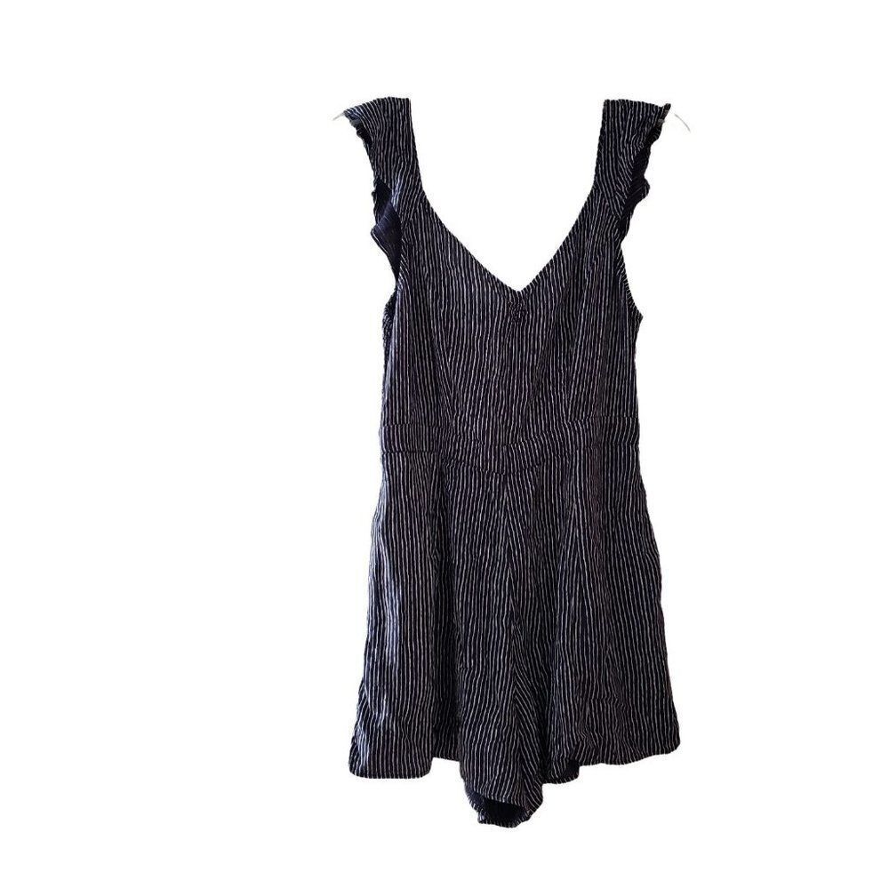 American Eagle Outfitters Romper Size Medium NWT